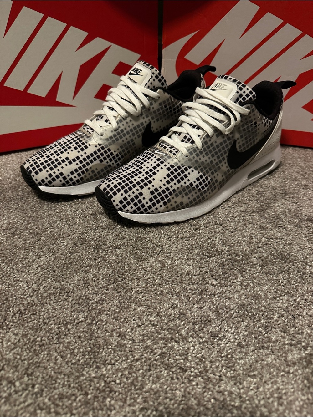 Nike Air Max Tavas SE Print ‘Black/Grey (2015) Size 9.5